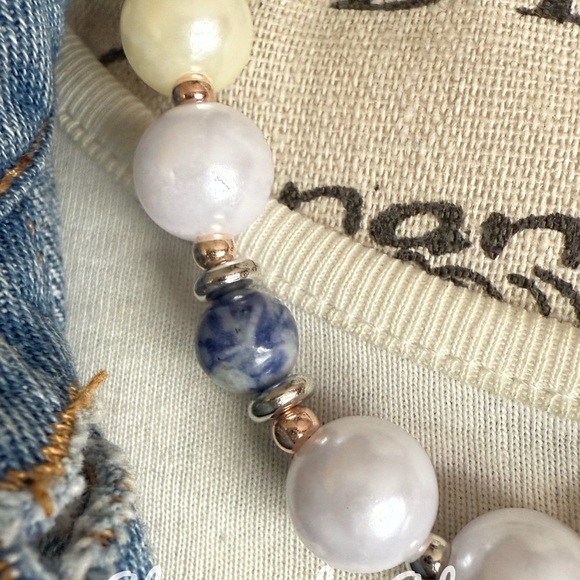 Chunky pearls and sodalite beaded necklace - Picture 4 of 6